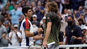 Tsitsipas: "Alcaraz puede ser un rival por los Grand Slams"