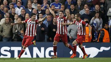 Diego Costa, Koke y Mario Su&aacute;rez celebran un gol al Chelsea.