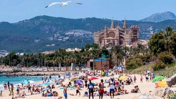 El macrobrote de Mallorca aumenta: más de 500 jóvenes contagiados y casi 3.000 en cuarentena