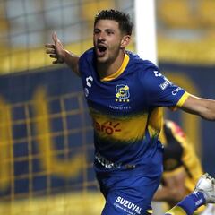 Llegó a Chile este año y ya hizo historia: anotó el gol 3.000