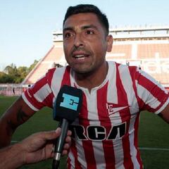 La inesperada frase que soltó Jara sobre el dedo a Cavani