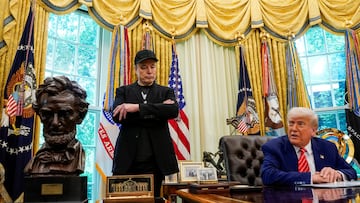 President Trump and Elon Musk are taking questions from the media as the billionaire steps down from his role in the administration