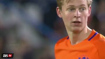 De Jong se aleja del Barça: así juega el Xavi holandés