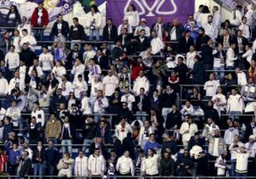 Ambientazo en el Bernabéu.