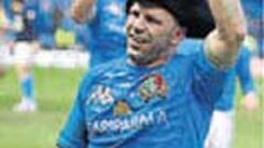 Italia se estrenó lejos de casa en el Torneo