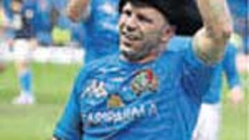 Troncon lo celebra exultante.