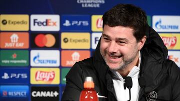 Pochettino: "Si quieres explicarle a alguien lo que es el fútbol, es Leo Messi"