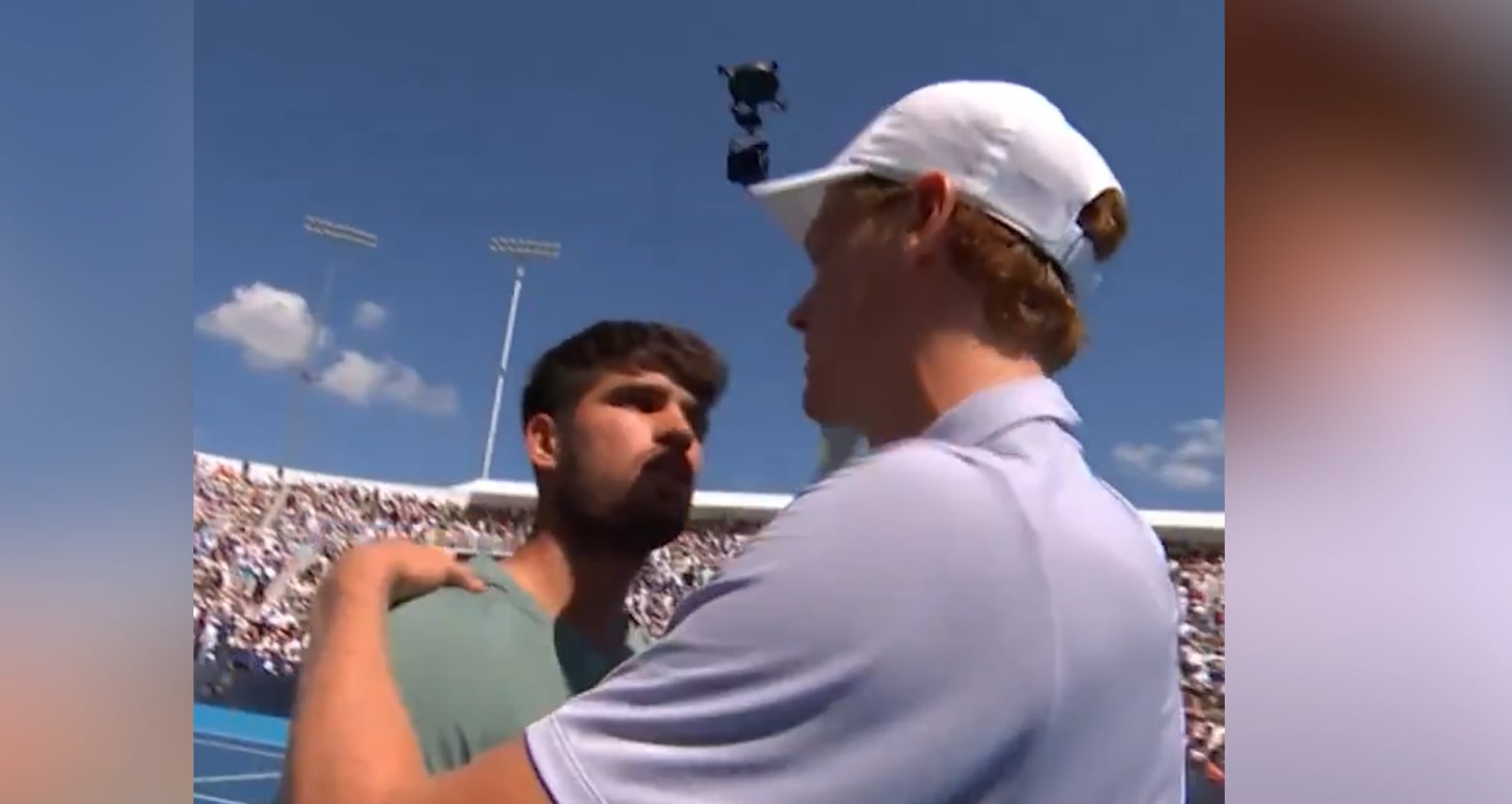 Alcaraz deja una escena memorable con Sinner tras su abandono: la frase que le dice es de quitarse el sombrero