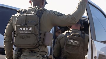 En medio de las redadas del ICE, Norma Contla, una mexicana de 46 años con cáncer terminal, se autodeporta para pasar sus últimos días junto a su familia.