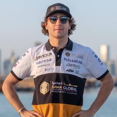 Albert Arenas, en la UCI después de sufrir un accidente en bici