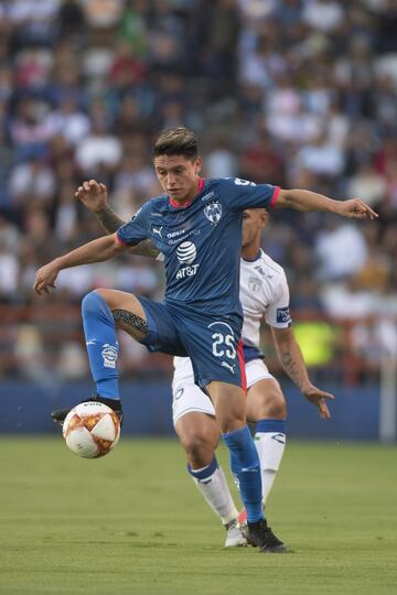 Lo de Jonathan González no es nada nuevo, lleva ya un par de torneos como titular en el once de Rayados. Es uno de los motores del conjunto norteño gracias a sus aportaciones en el medio campo, donde generalmente regala pinceladas de lujo y acciones defensivas.