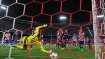 El Atlético de Madrid se aferra a la fortaleza del Vicente Calderón