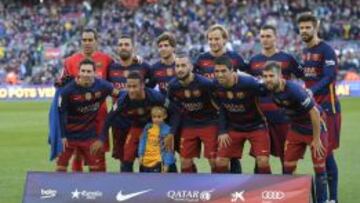 El once inicial del Barcelona ante el Granada.