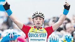 Bettini repite triunfo ante la abstención de Petacchi