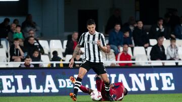 Musto, en el choque ante la SD Huesca.