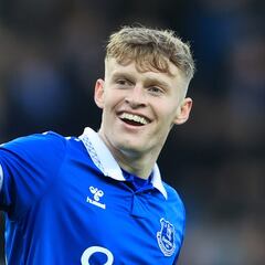 Branthwaite, en la agenda del Madrid