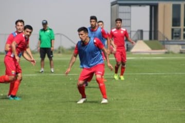 Joe Abrigo, nueva contratación de Audax Italiano, practicando con los itálicos.