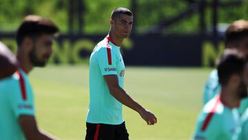 Cristiano, con Portugal.