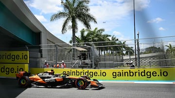 McLaren's Australian driver Oscar Piastri races during a practice session for the 2025 Miami Formula One Grand Prix at Miami International Autodrome in Miami Gardens, Florida, on May 2, 2025. (Photo by CHANDAN KHANNA / AFP)
