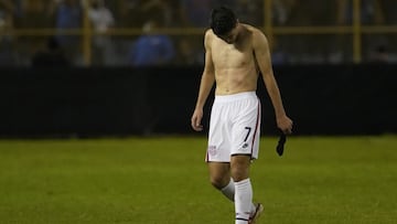 La selección de Estados Unidos dio a conocer que Gio Reyna no jugará esta noche ni en el duelo del miércoles ante Honduras debido a una distensión del tendón de la corva derecha.