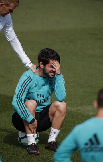 El susto de Isco protagoniza el entrenamiento del Madrid