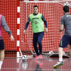 España debuta en la Eurocopa ante Bosnia con la baja de Adolfo