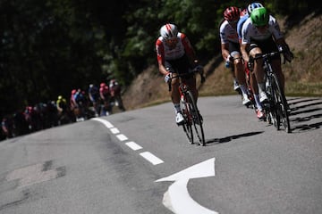 Peter Sagan se impuso en la quinta etapa del Tour de Francia tras vencer en  el esprint final. El colombiano Rigoberto Urán cayó un puesto en la general. La próxima etapa será en montaña entre Mulhouse y La Planche des Belles Filles