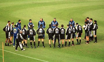 El equipo bianconero fue la siguiente estación del de Reggiolo. Llegó para el último tercio de la temporada 1998-99, con La Vecchia Signora luchando por entrar en la Copa de la UEFA. Perdió la plaza en el desempate con el Udinese, pero logró el acceso vía Copa Intertoto. Dirigió 84 partidos al equipo del Piamonte, con un balance de 50 victorias, 23 empates y 11 derrotas.