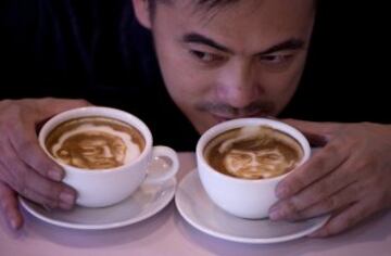 Las caras de los boxeadores en café.