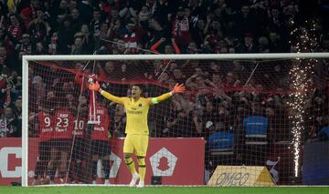 El m¨¢s joven de la lista y el que ha cobrado m¨¢s fuerza en los ¨²ltimos d¨ªas. Seg¨²n Radio Montecarlo, el club blanco y el PSG se plantean un intercambio entre el Keylor Navas y el portero parisino.