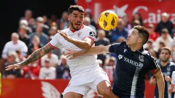 Isaac Romero, ante la Real Sociedad.