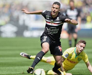 Mario Balotelli claims Nice not taking risk with his signing