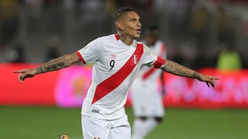 Paolo Guerrero, de nuevo a la carga