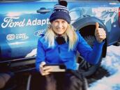 Gema se monta en su 4x4 para ayudar tras el paso de Filomena