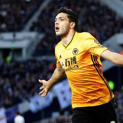 Leyenda del Wolverhampton enaltece la calidad de Raúl Jiménez