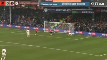 Ben Brereton pudo marcar un doblete, pero pasó esto: ¡dos fallos increíbles!