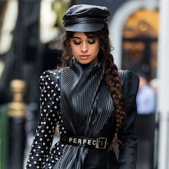 Camila Cabello se caracteriza de Maria Antonieta para SNL