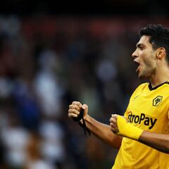 Raúl Jiménez vuelve al gol con los Wolves en la Carabao Cup