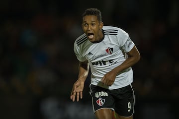 ‘Alegria’ regresa a la Liga Mx con Xolos de Tijuana, equipo con el que salió campeón en el 2011. También jugó con Pumas y viene procedente del fútbol chino.