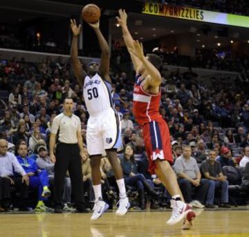 Zach Randolph y Kris Humphries.