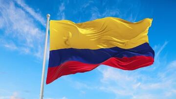 La bandera de Colombia izada