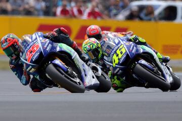 Maverick Viñales y Valentino Rossi.