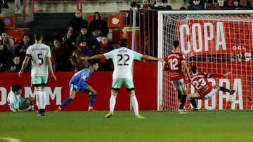 Osasuna se salva con un gol en propia puerta en la prórroga