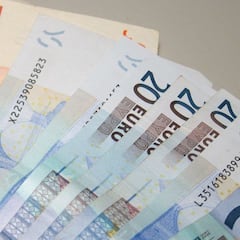 Archivo - Entradas en euro, dinero, PIB