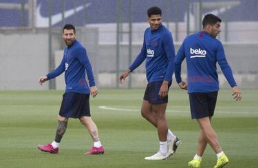 Barcelona vs Sevilla: how and where to watch - times, TV, online