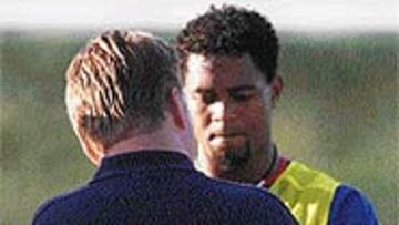 <B>ESTUPEFACTO</B>. Así dice haberse quedado Kluivert con lo de Rivaldo.