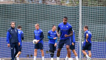 11/10/22 ENTRENAMIENTO DEL LEVANTE UD -
WESLEY