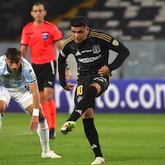 Le preguntamos a Claudio Aquino por su autocrítica en Colo Colo y así reaccionó: “¿Cómo me viste?"