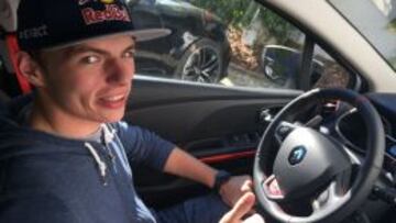 Verstappen, tras superar el examen.