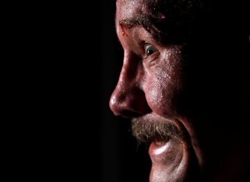 El BKB (Bare-knuckle boxing) es el deporte del boxeo sin el uso de guantes de boxeo u otro acolchado en las manos de los participantes.